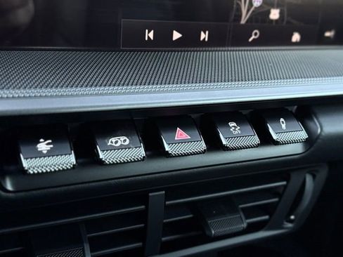 New 2026 Porsche 911 Carrera 4S image 31