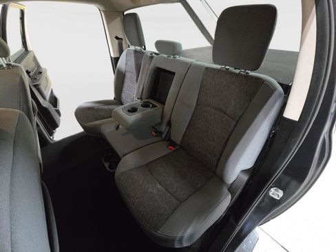 Used 2019 RAM 1500 Express w/ Wheel & Sound Group AWD/4WD image 18