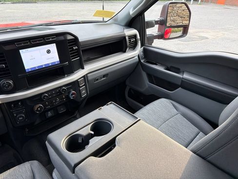 Used 2023 Ford F250 XL w/ STX Appearance Package AWD/4WD image 25