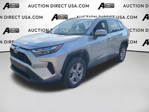 Used 2023 Toyota RAV4 XLE w/ Convenience Package image 1