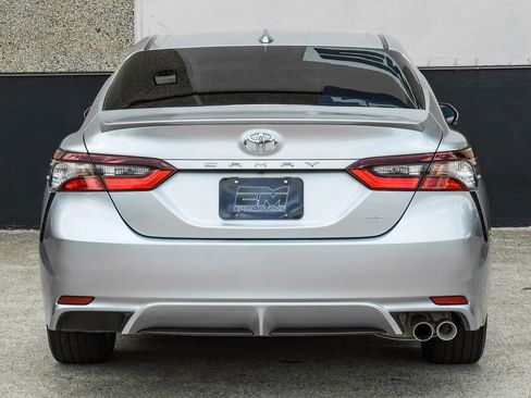 Used 2023 Toyota Camry SE FWD image 10