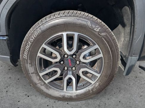 Certified 2023 GMC Sierra 1500 AT4 w/ AT4 Premium Package image 7