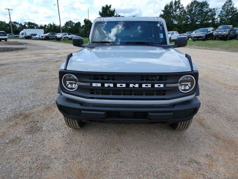 New 2026 Ford Bronco 2-Door AWD/4WD image 8
