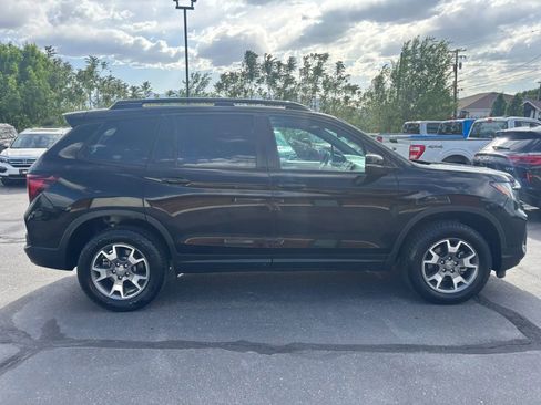 Used 2023 Honda Passport TrailSport image 4