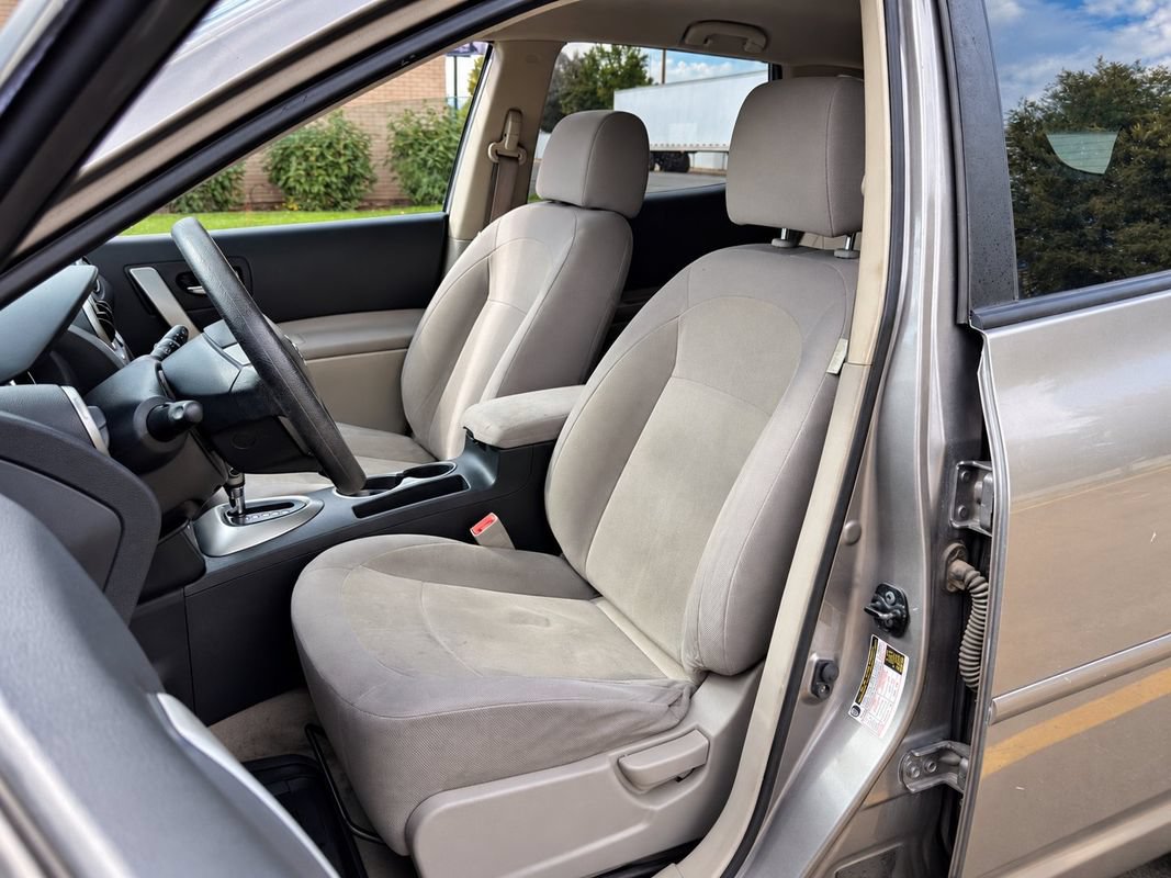 Used 2010 Nissan Rogue S w/ 360 Degree Value Pkg AWD/4WD image 11