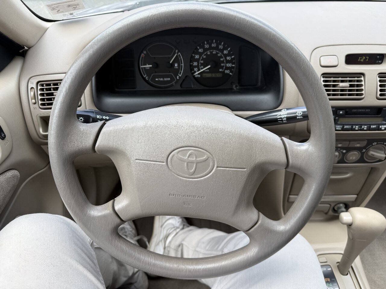 Used 2002 Toyota Corolla S FWD image 12