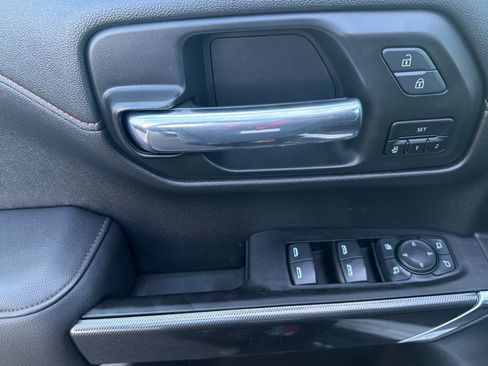 Used 2020 GMC Sierra 1500 AT4 w/ AT4 Premium Package image 11