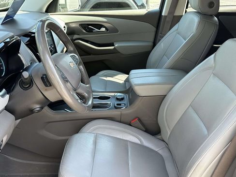 Used 2020 Chevrolet Traverse Premier w/ LPO, Floor Liner Package FWD image 10
