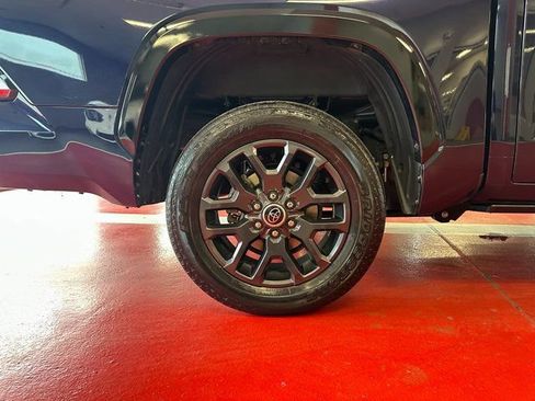 Used 2023 Toyota Tundra Platinum image 27