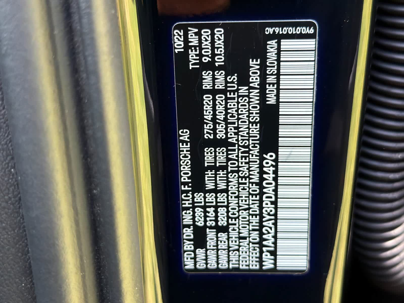 Certified 2023 Porsche Cayenne AWD/4WD image 32