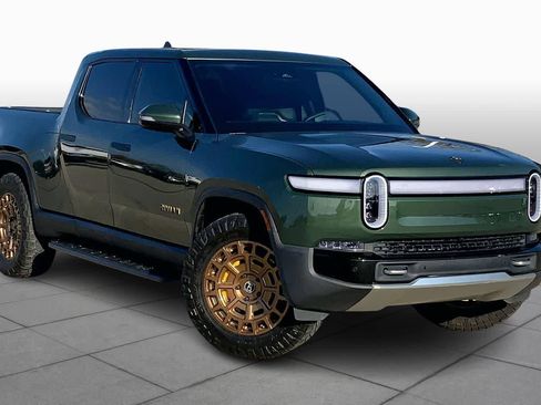 Used 2022 Rivian R1T Adventure image 2