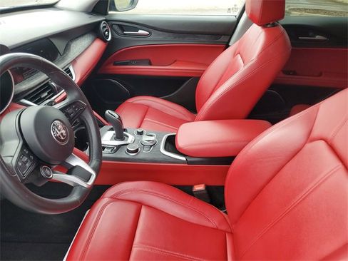 Used 2021 Alfa Romeo Stelvio Sprint w/ Nero Edizione image 20