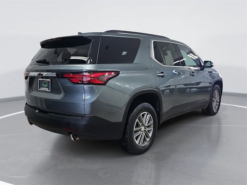 Certified 2023 Chevrolet Traverse LT image 3