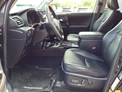Used 2015 Toyota 4Runner Trail Premium AWD/4WD image 8