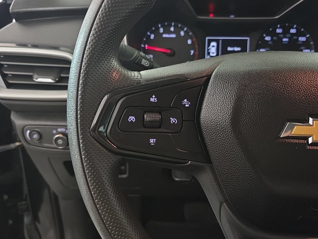 Certified 2023 Chevrolet TrailBlazer LS FWD image 24