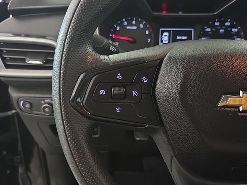 Certified 2023 Chevrolet TrailBlazer LS FWD image 24