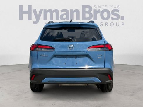 Used 2026 Toyota Corolla Cross XLE w/ Convenience Package AWD/4WD image 4