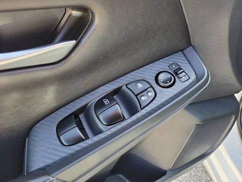 Certified 2025 Nissan Sentra SV FWD image 21