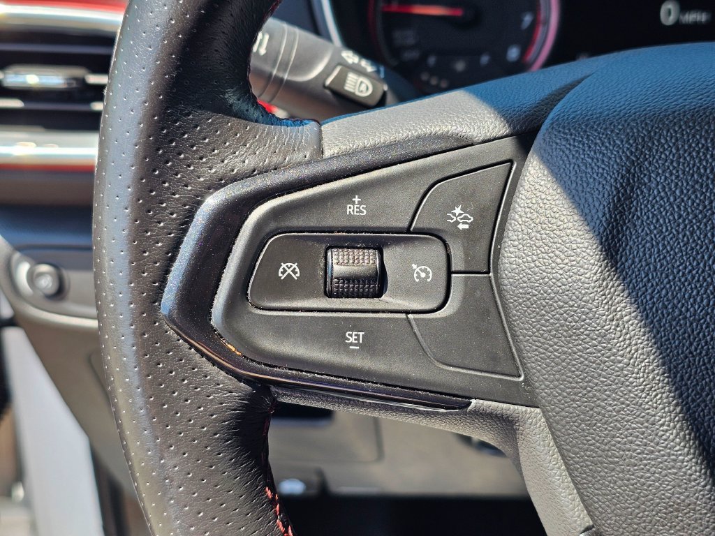 Used 2021 Chevrolet TrailBlazer RS w/ Technology Package AWD/4WD image 26
