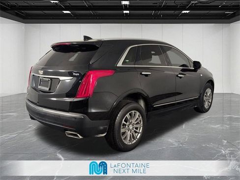 Used 2018 Cadillac XT5 Luxury w/ Driver Awareness Package image 5