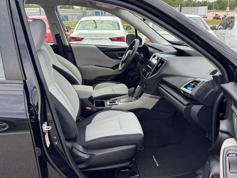 Used 2019 Subaru Forester AWD/4WD image 28