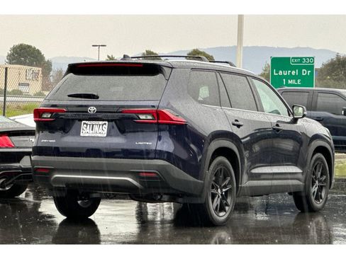 Used 2026 Toyota Grand Highlander Limited image 4