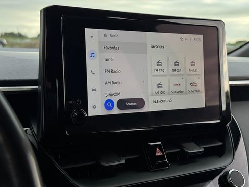 Certified 2024 Toyota Corolla SE image 19