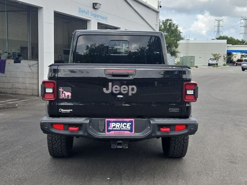Used 2020 Jeep Gladiator Rubicon AWD/4WD image 6