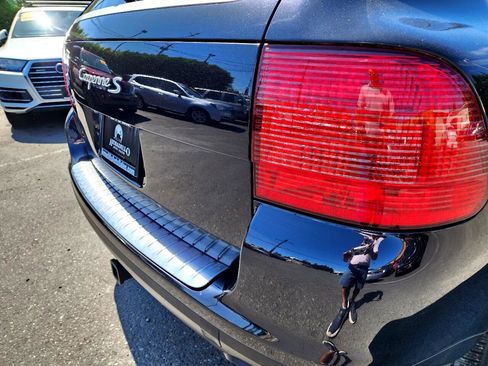 Used 2006 Porsche Cayenne S image 37