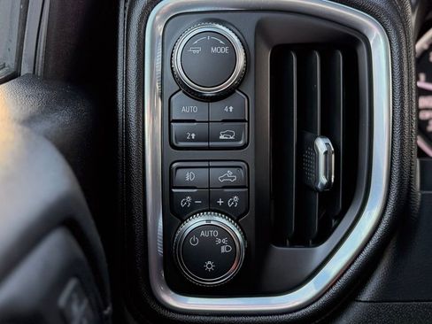 Used 2019 GMC Sierra 1500 SLT w/ SLT Convenience Package image 19