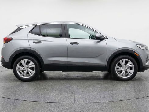 Used 2025 Buick Encore GX Preferred image 11