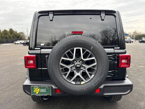 New 2026 Jeep Wrangler Sahara image 10