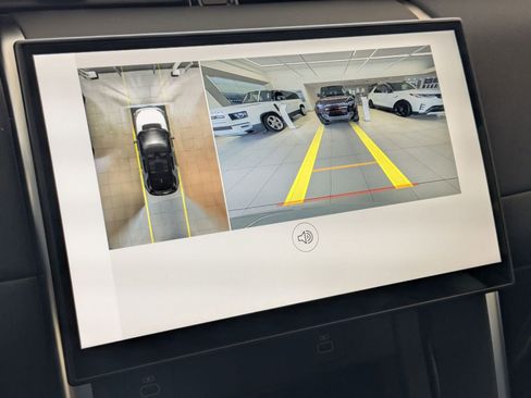 New 2025 Land Rover Discovery Sport S image 13