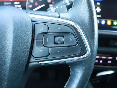 Used 2023 Buick Envision Essence image 21