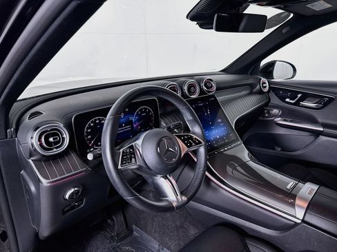 Used 2023 Mercedes-Benz GLC 300 w/ Exclusive Trim Package image 9