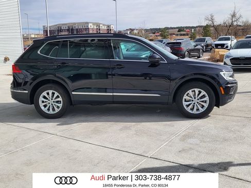 Used 2018 Volkswagen Tiguan SE w/ 3rd Row Seat Package image 2