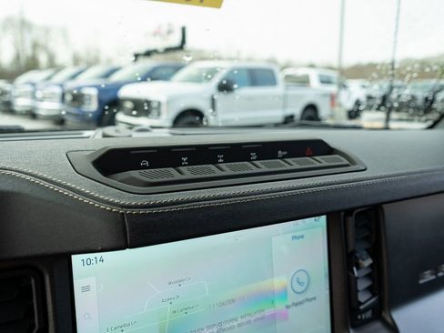 New 2025 Ford Bronco Badlands w/ Sasquatch Package AWD/4WD image 37