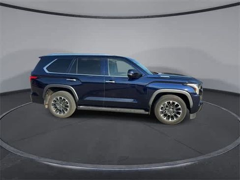 Used 2024 Toyota Sequoia Limited image 9