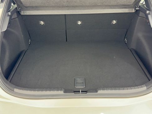 Used 2023 Toyota Corolla SE FWD image 28