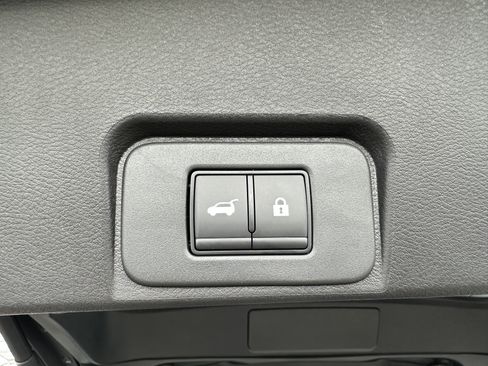 New 2026 Nissan Rogue SV AWD/4WD image 36