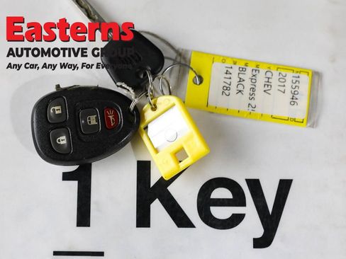 Used 2017 Chevrolet Express 2500 image 22