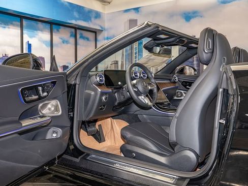 New 2026 Mercedes-Benz CLE 300 4MATIC Cabriolet image 15
