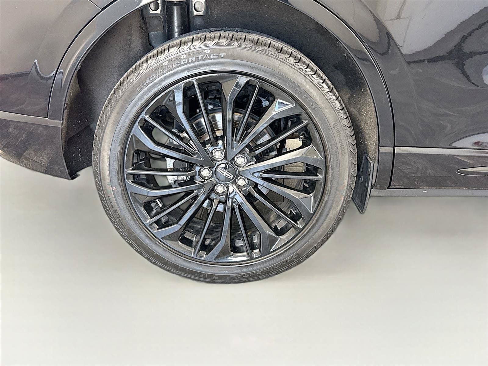 Used 2025 Lincoln Corsair Reserve w/ Jet Appearance Package AWD/4WD image 36