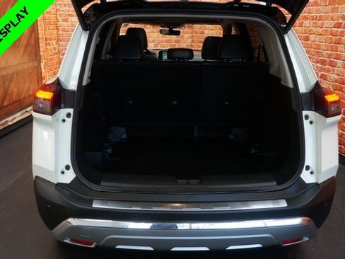 Certified 2022 Nissan Rogue Platinum w/ Head-Up Display Package image 45