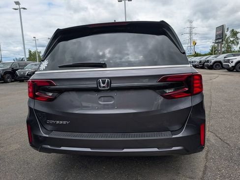 Used 2026 Honda Odyssey EX-L image 7