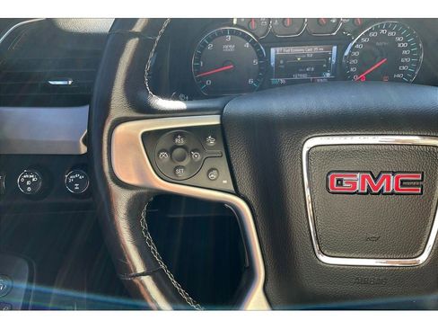 Used 2018 GMC Yukon XL SLT w/ Open Road Package image 19