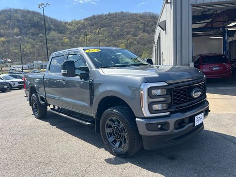 Used 2024 Ford F350 Lariat w/ Sport Appearance Package AWD/4WD image 3