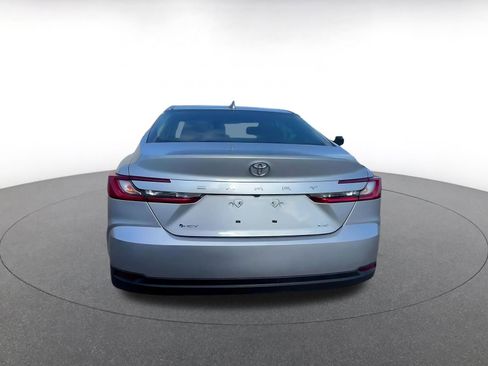 Used 2025 Toyota Camry LE image 12