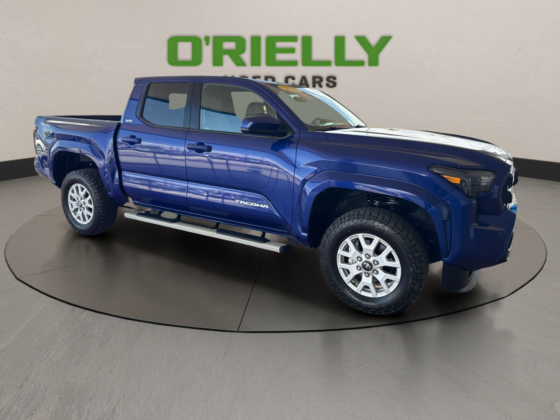 Used 2025 Toyota Tacoma SR5 AWD/4WD image 8