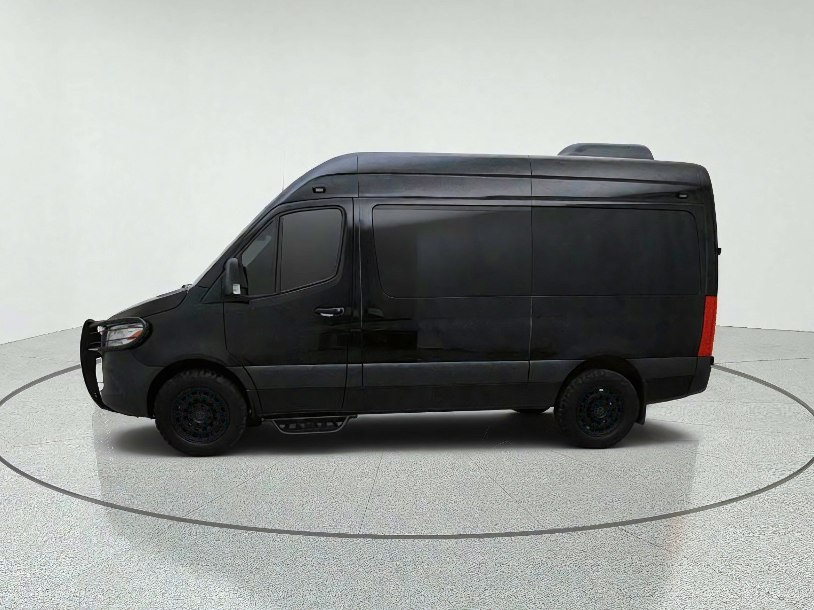 Used 2023 Mercedes-Benz Sprinter 2500 image 14